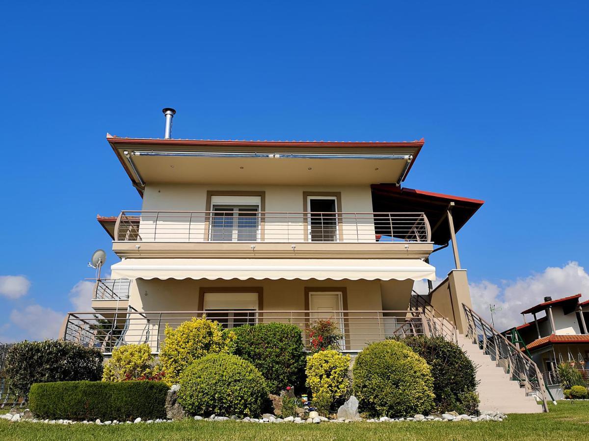 Elioj House Villa *