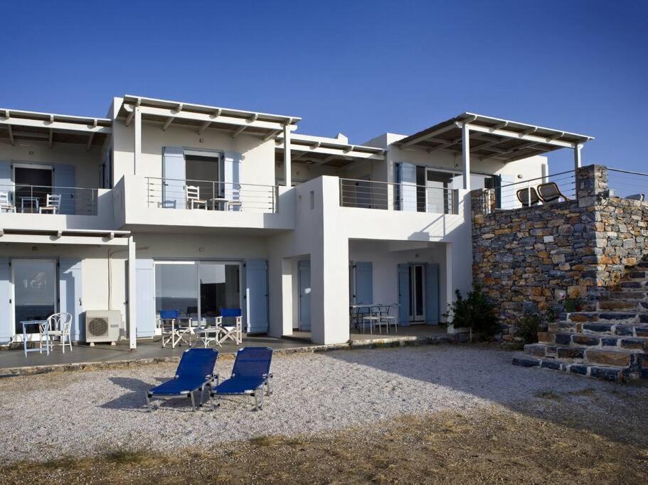 Beachfront Thesseus