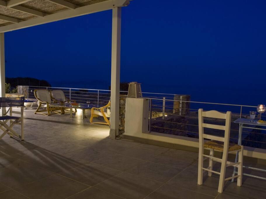 Beachfront Thesseus