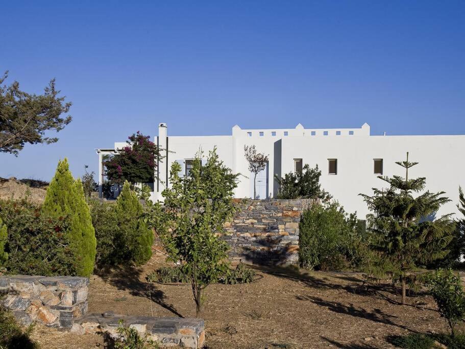 Beachfront Thesseus Naxos City