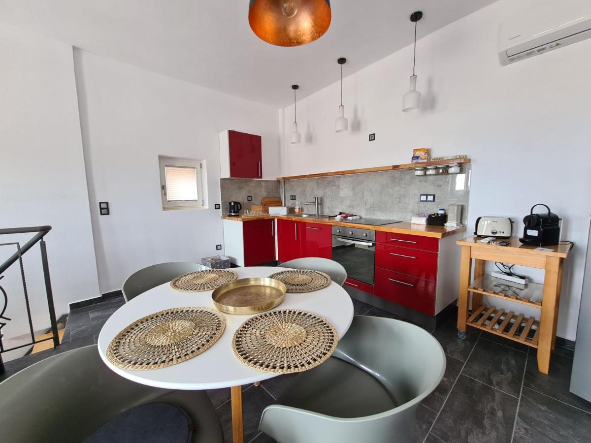 Townhouse * Gythio