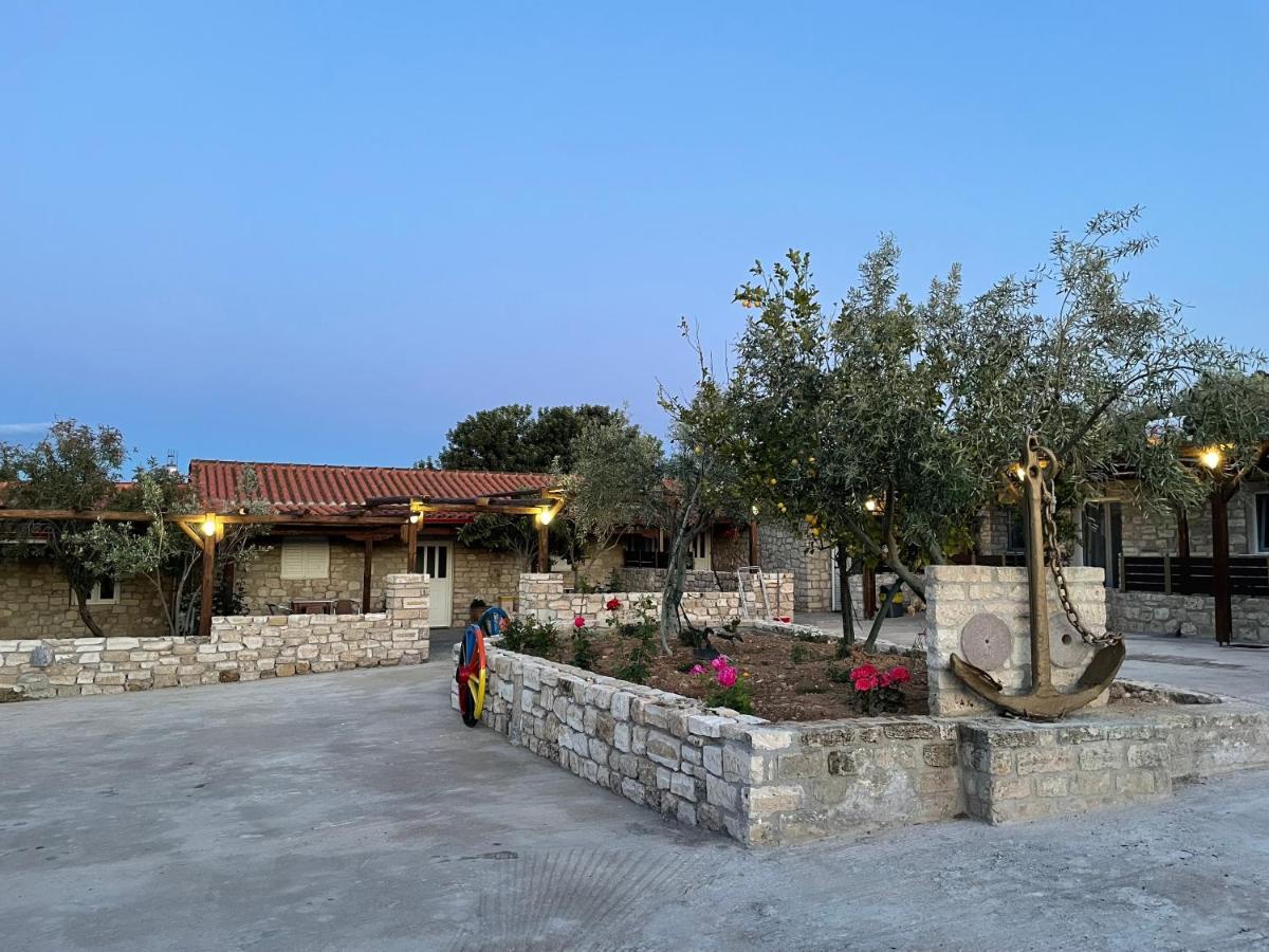 Acrocorinth Apartment *
