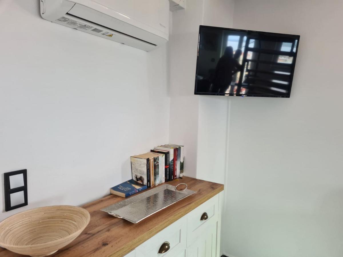 Townhouse * Gythio