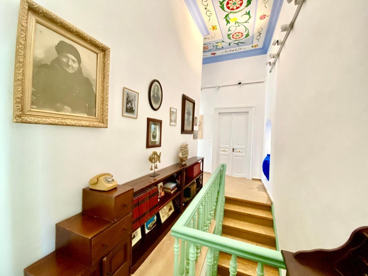 “athenas” Neoclassic Harbour View Apartment
