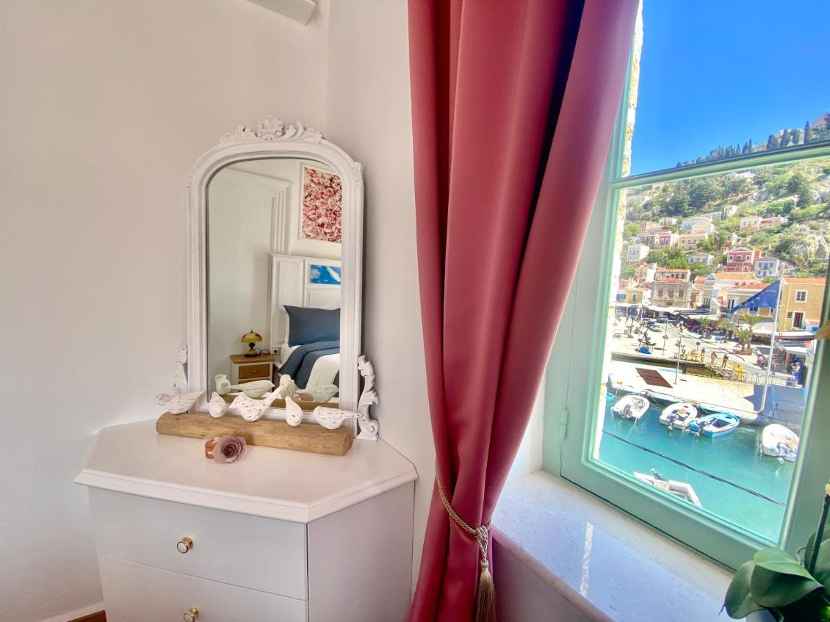 Apartment “athenas” Neoclassic Harbour View Symi