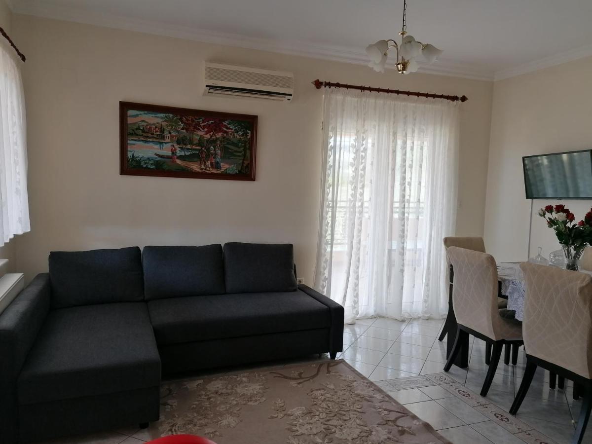 Iraklis Aparthotel
