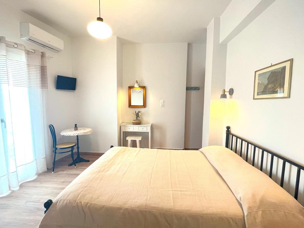 Pefkakia Park 3*