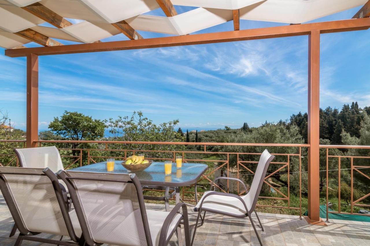 Villa Vozas - Traditional With Great View