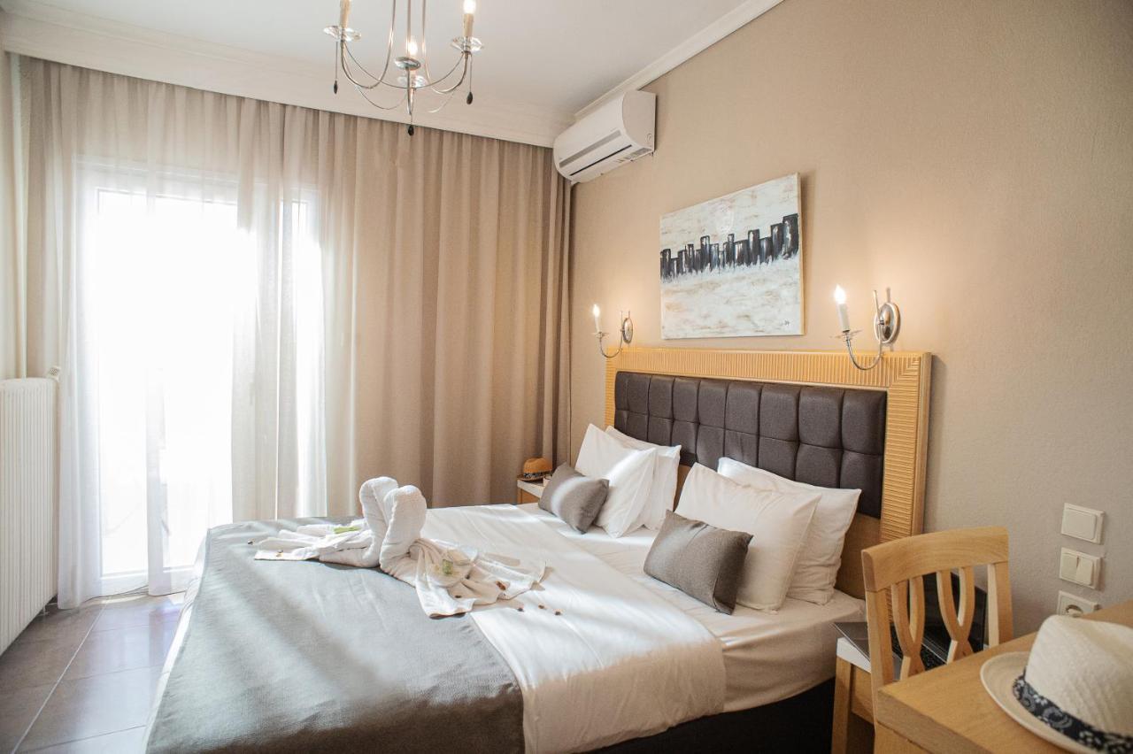Pithari Hotel *