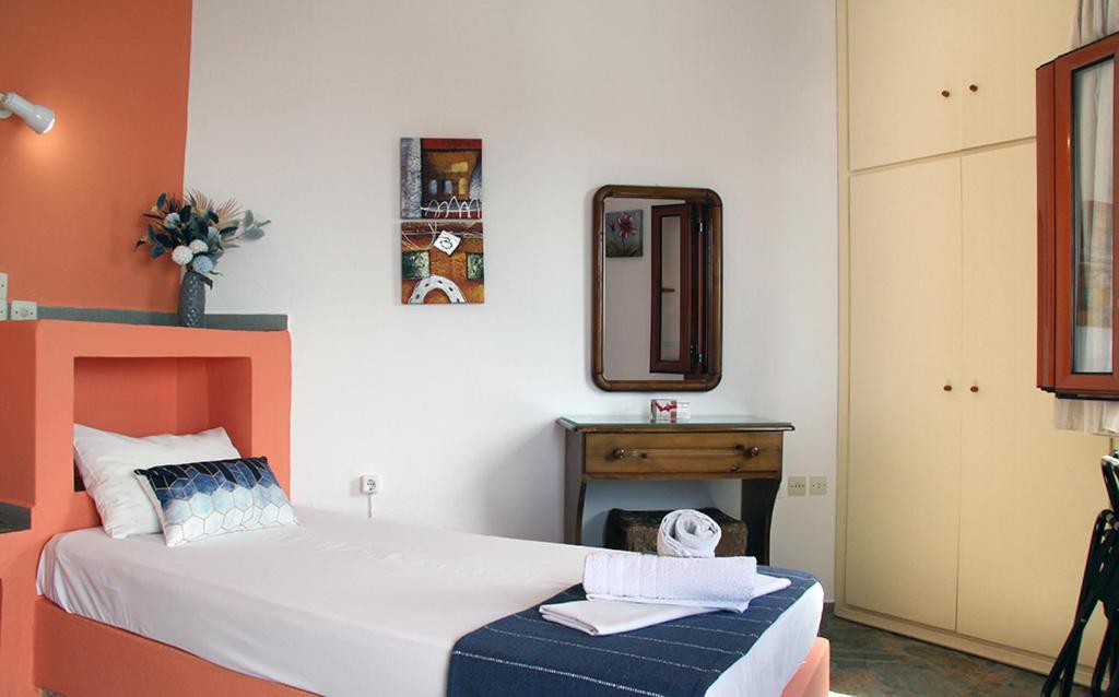 Guest house Helios Serifos