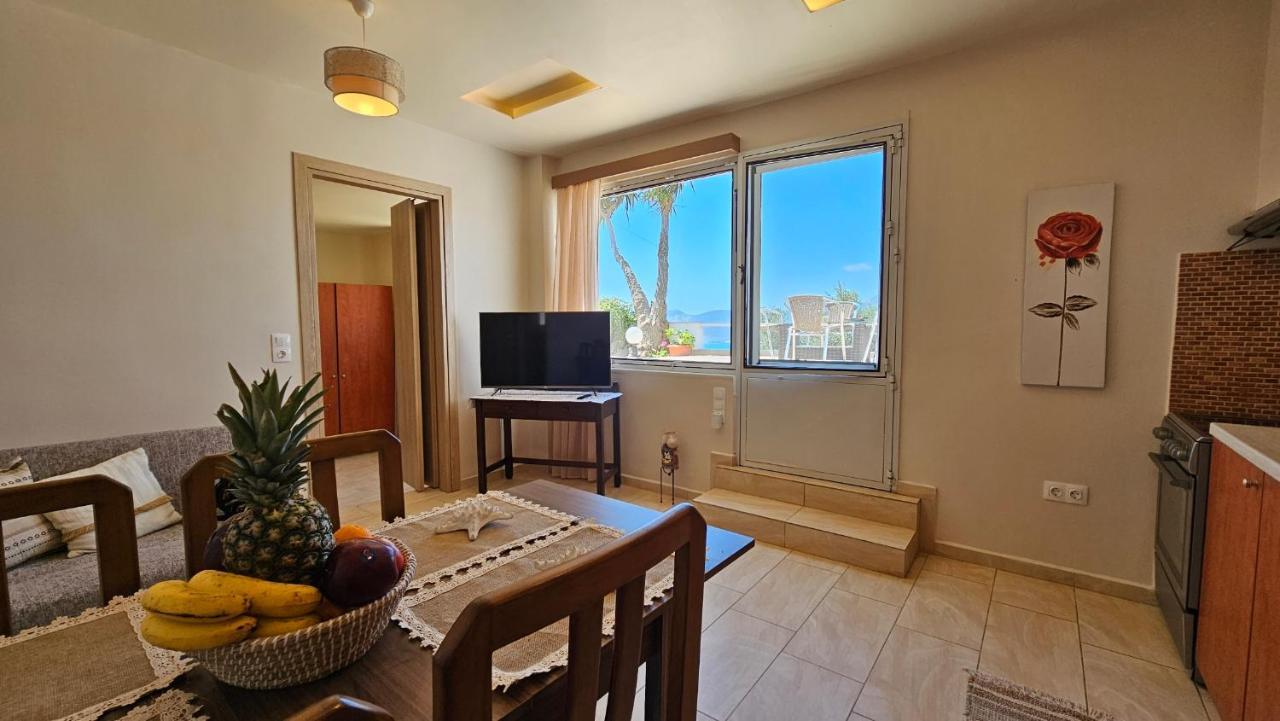 Holiday home Geo 1 & 2 Tripiti