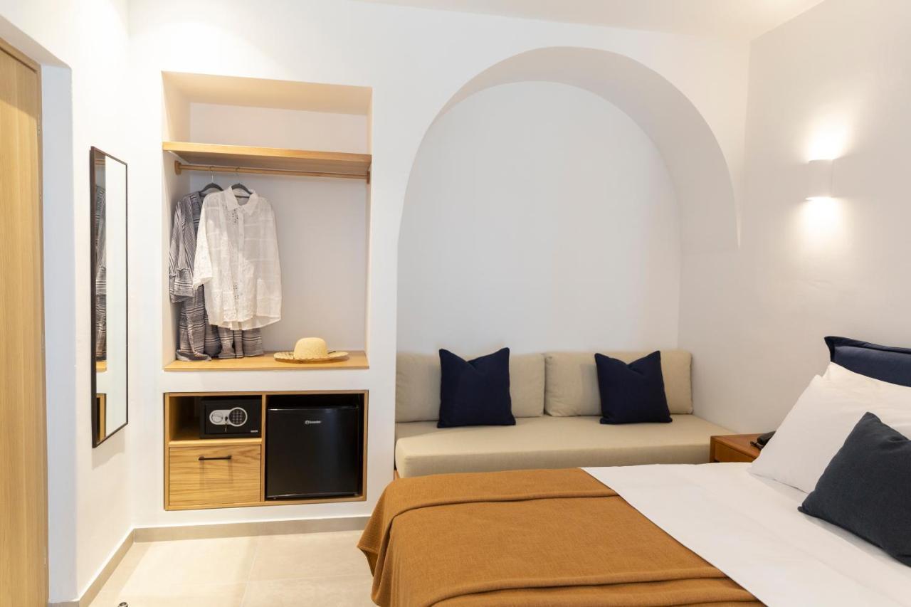 Asimina * Fira (Santorini)