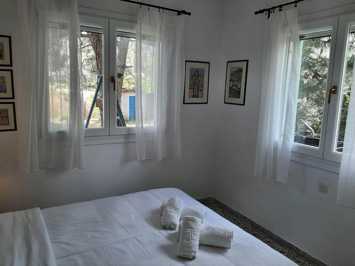 House Kokkalas On The Holiday home *