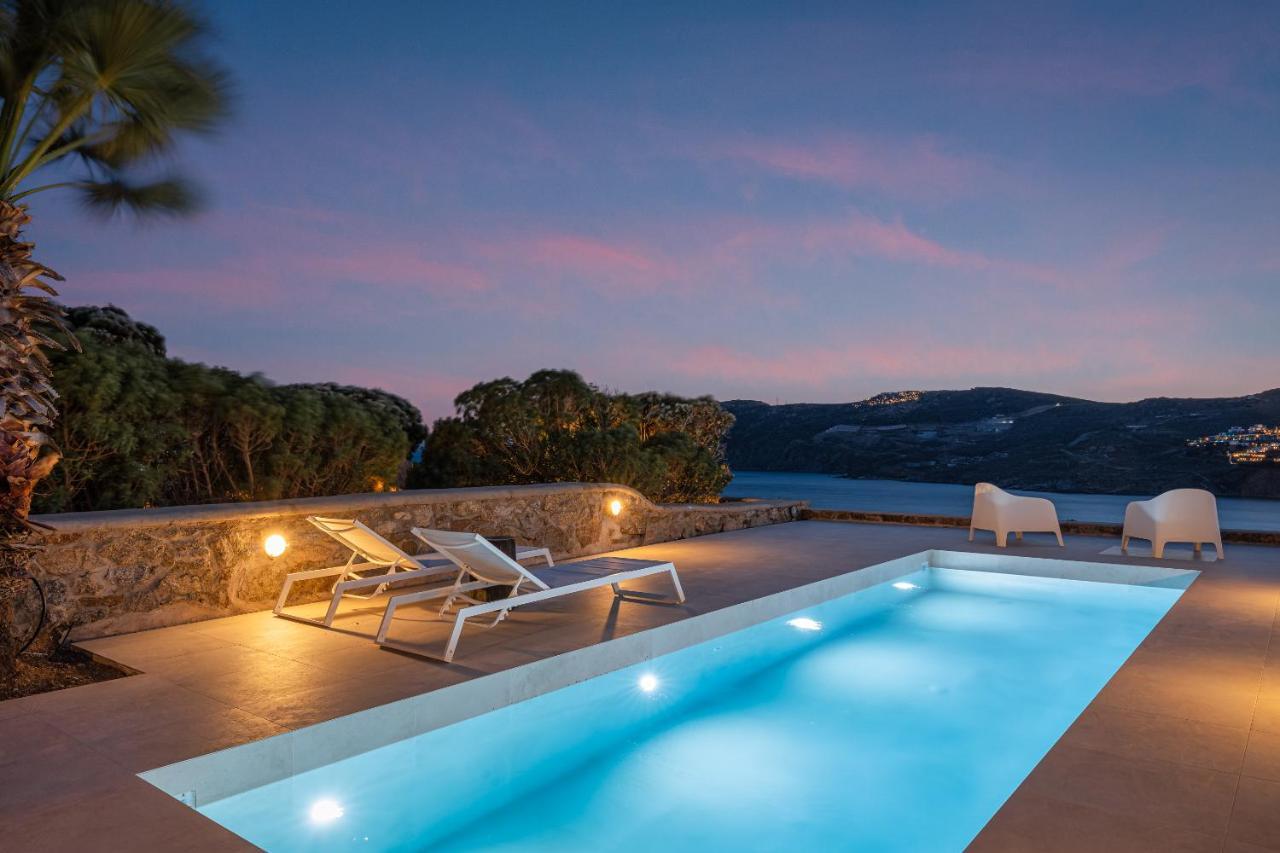 Hola Mykonos Villa *