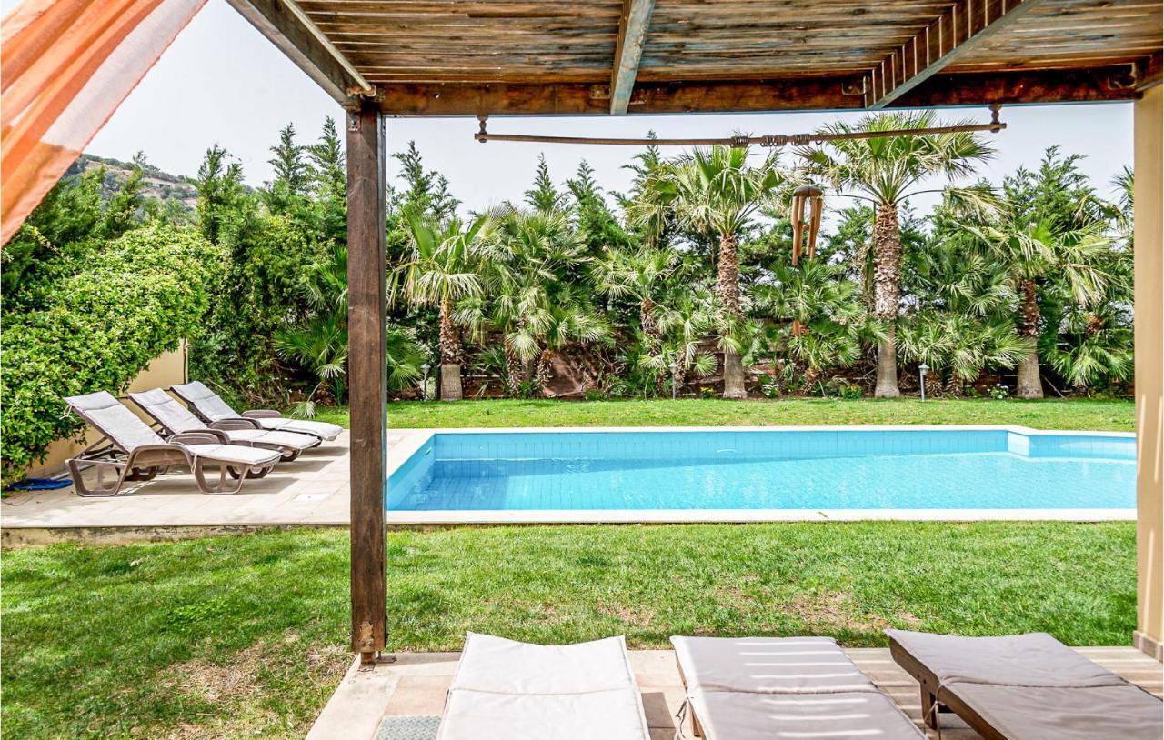 Cozy In With House Sea View Holiday home Foinikia (Crete)