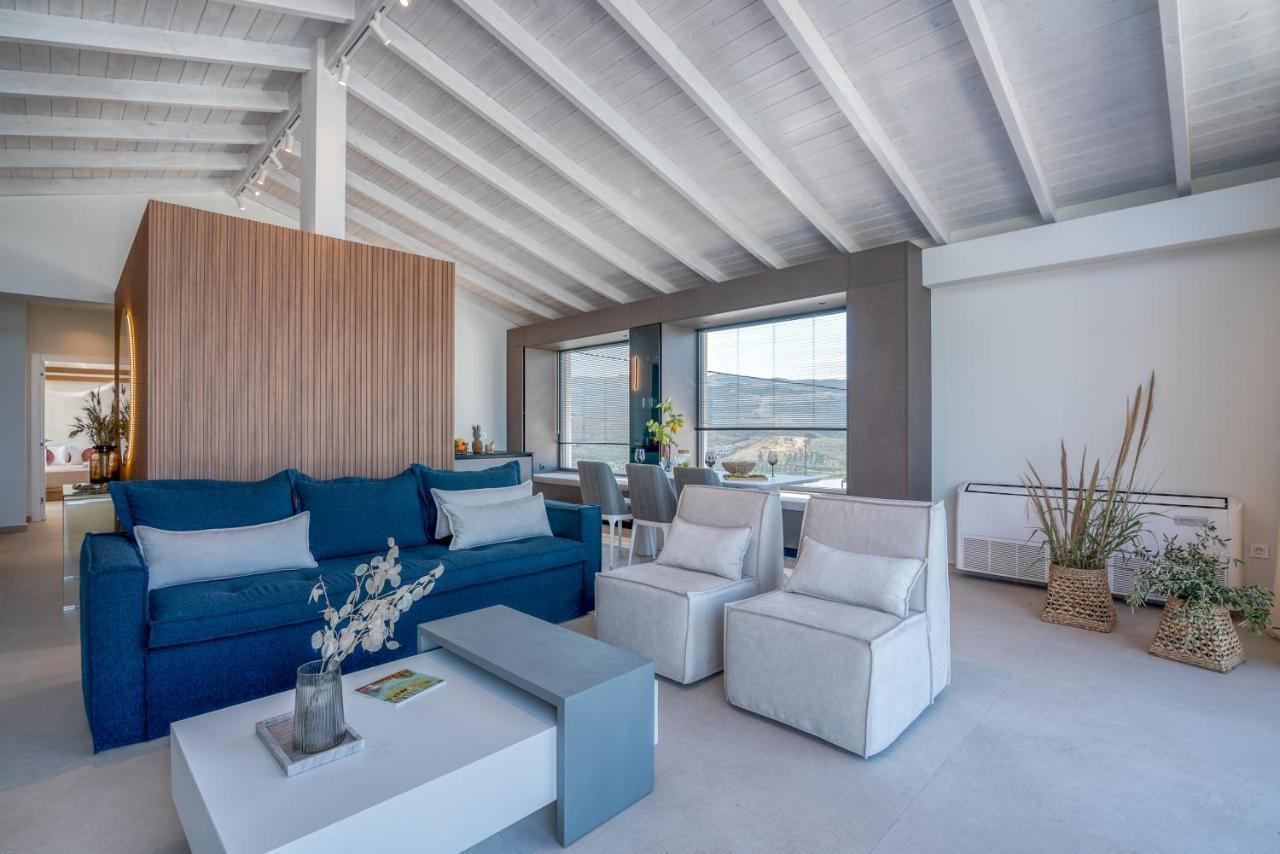 Onar - Staying In Comfort Kissamos