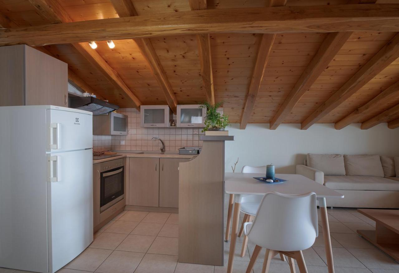 Pantheon Attic Apartment *