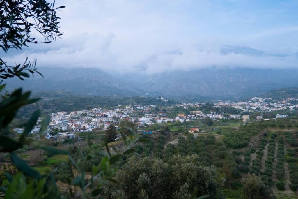 Merastri Holiday home Zaros