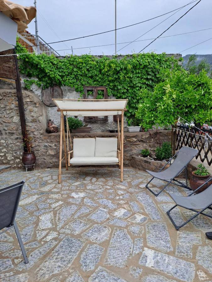 Plavoukos'house