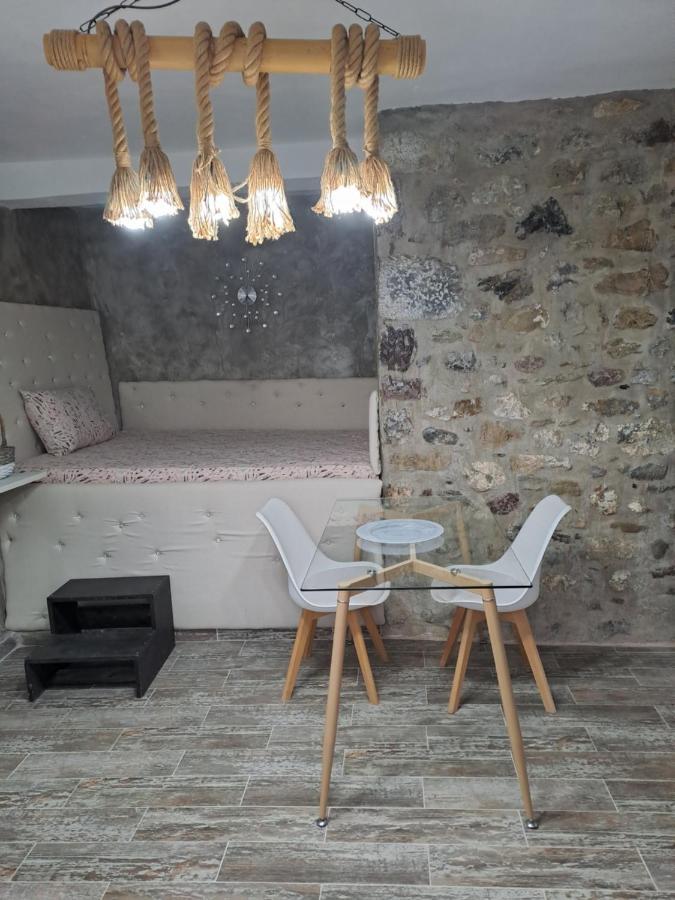 Holiday home Plavoukos'house *