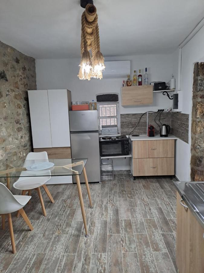 Plavoukos'house *