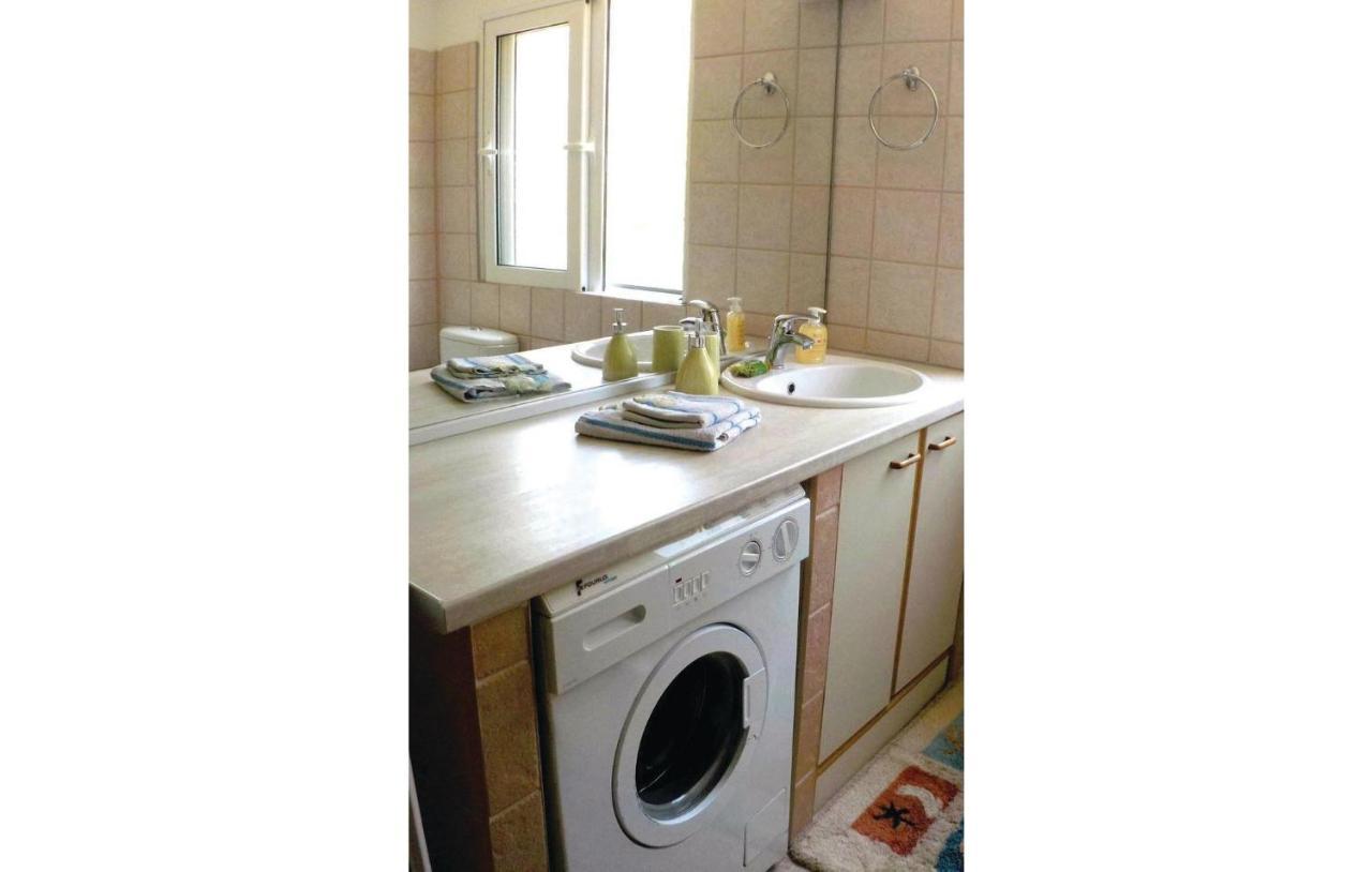 Gorgeous In With Kitchen