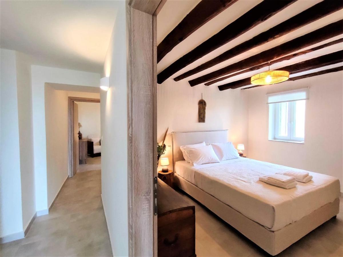 Spiti Sea View Neoclassical House In Holiday home *