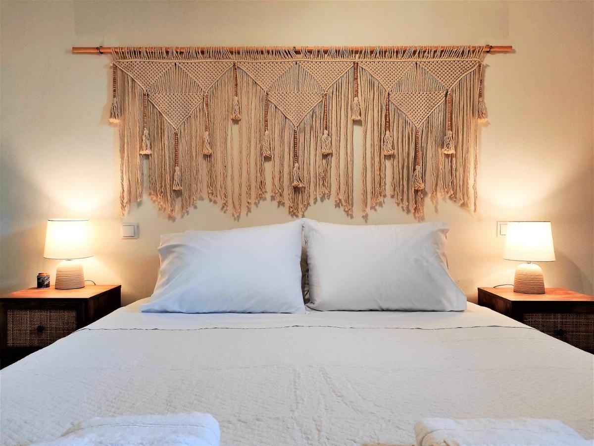 Spiti Sea View Neoclassical House In