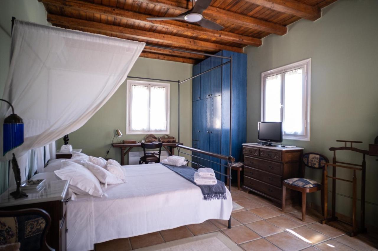Mavrianos Sea View Holiday home *