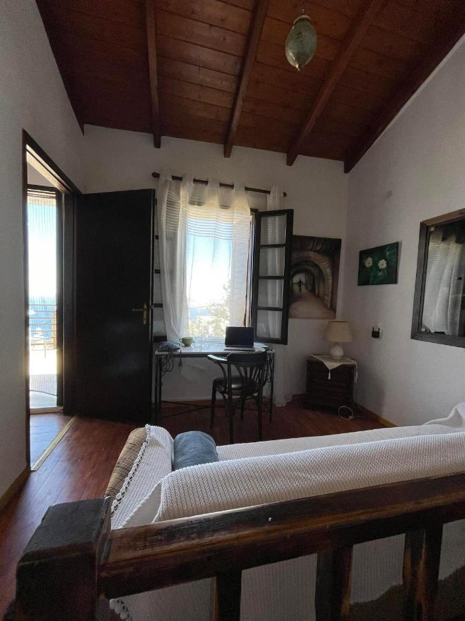 πετροχτιστο αρχοντικό με υπεροχή θεα Holiday home *