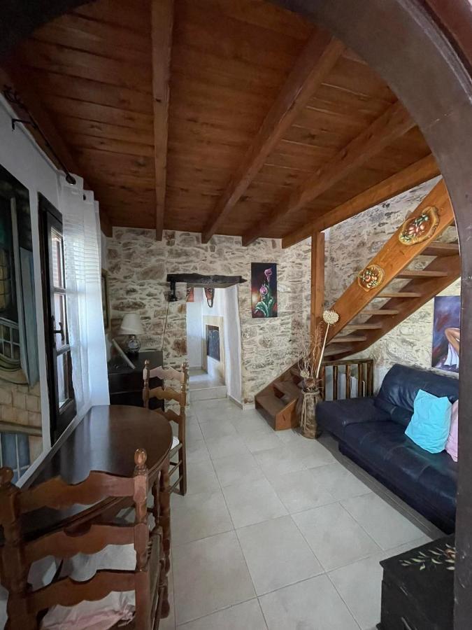 πετροχτιστο αρχοντικό με υπεροχή θεα Holiday home *