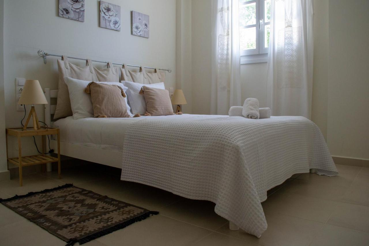 Sea And Creek Holiday home Katelios