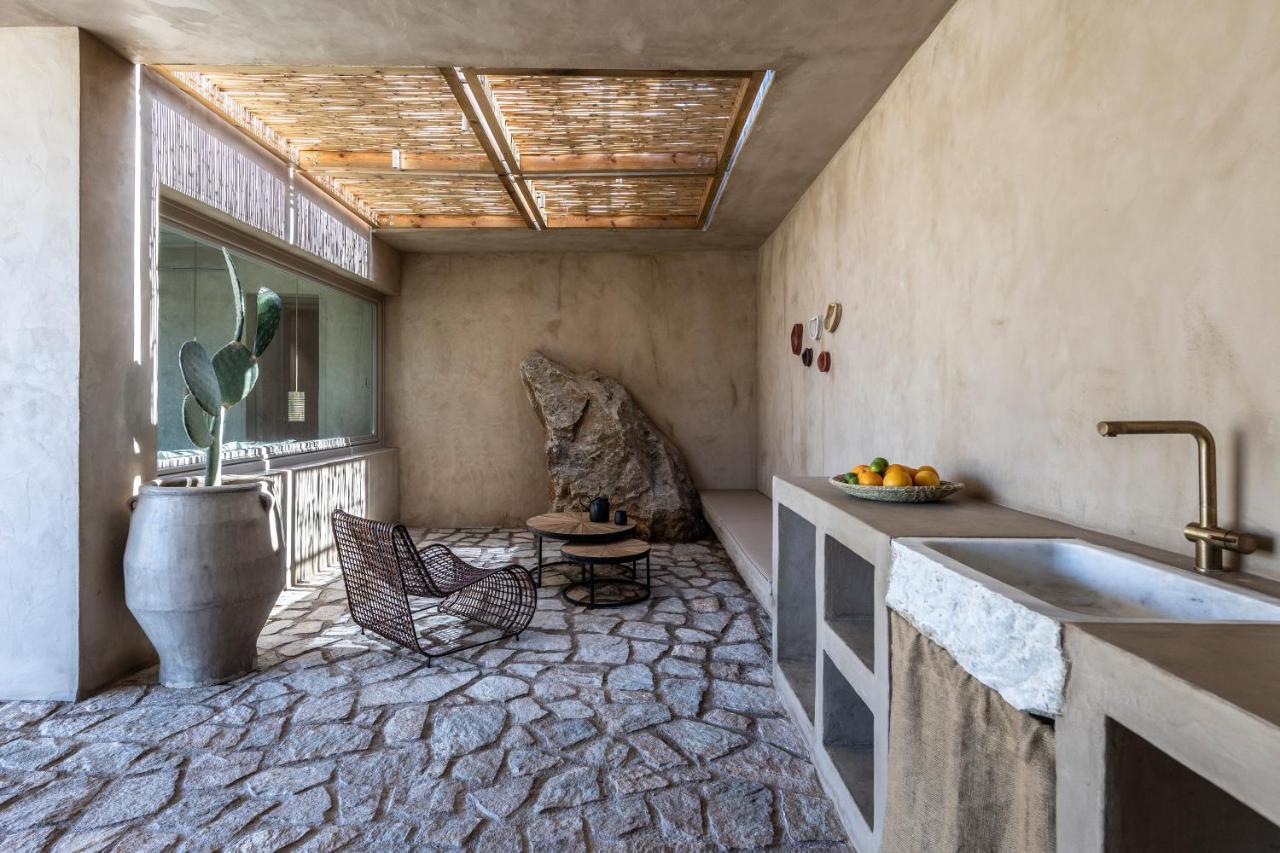 Homa Serifos Pool Villa *