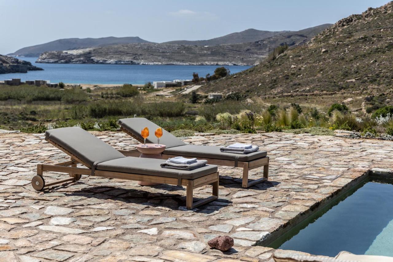 Homa Serifos Pool