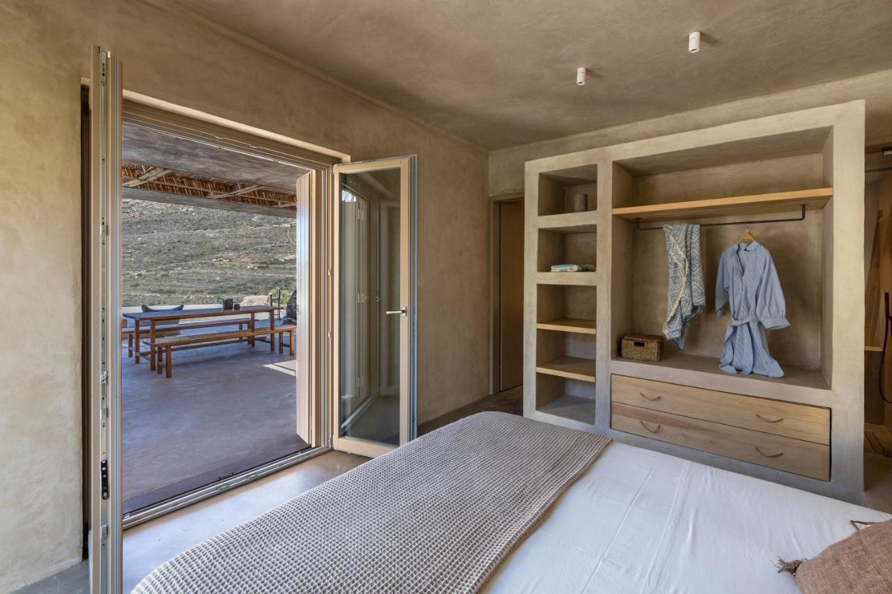 Homa Serifos Pool Villa
