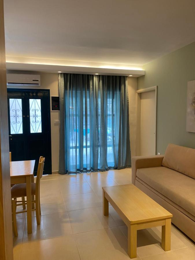 Aparthotel Elena Village Myrties
