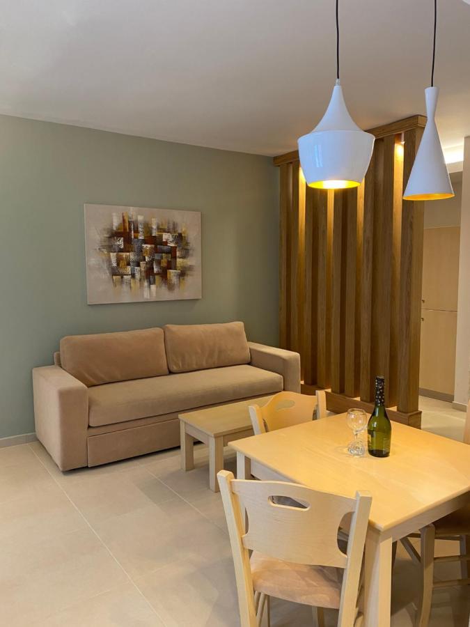 Elena Village Aparthotel Myrties