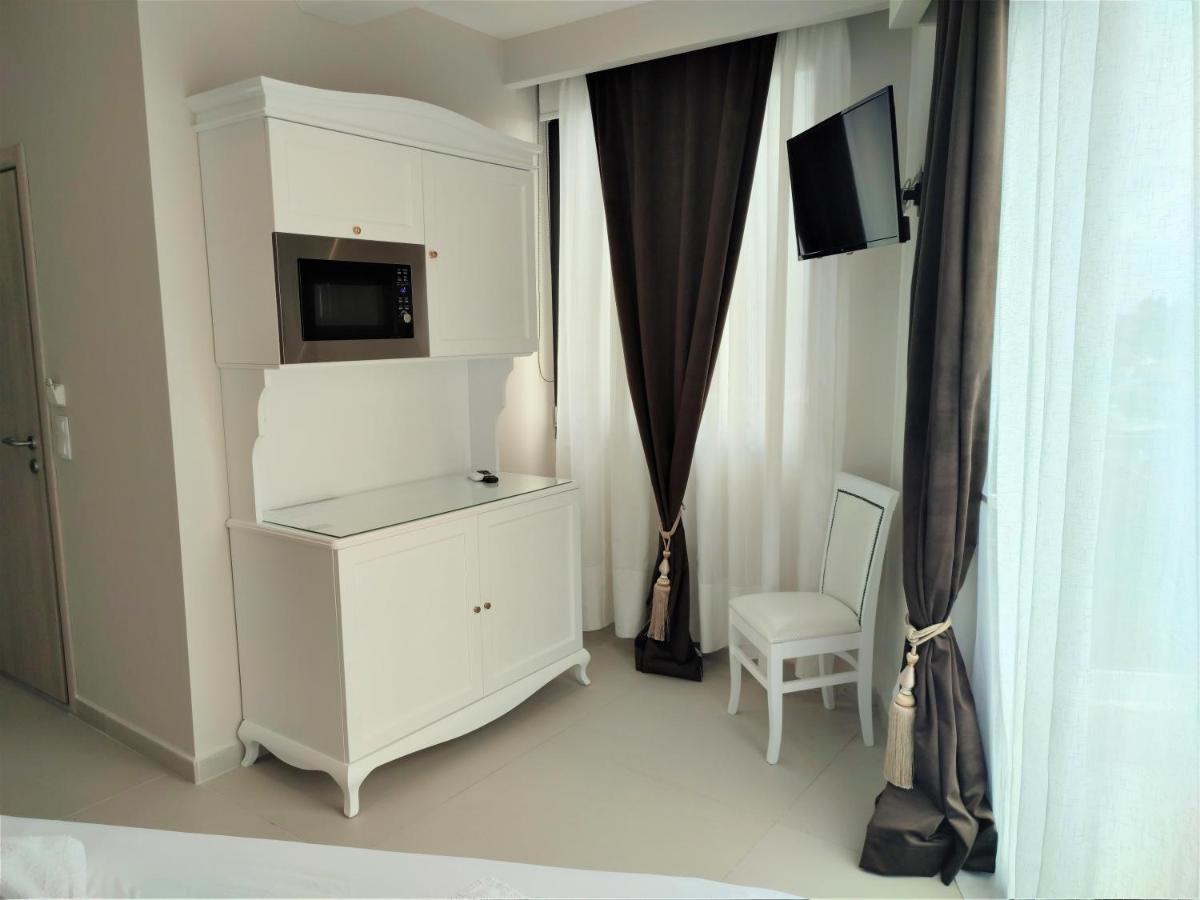 Aparthotel Light Blue Nea Kallikrateia