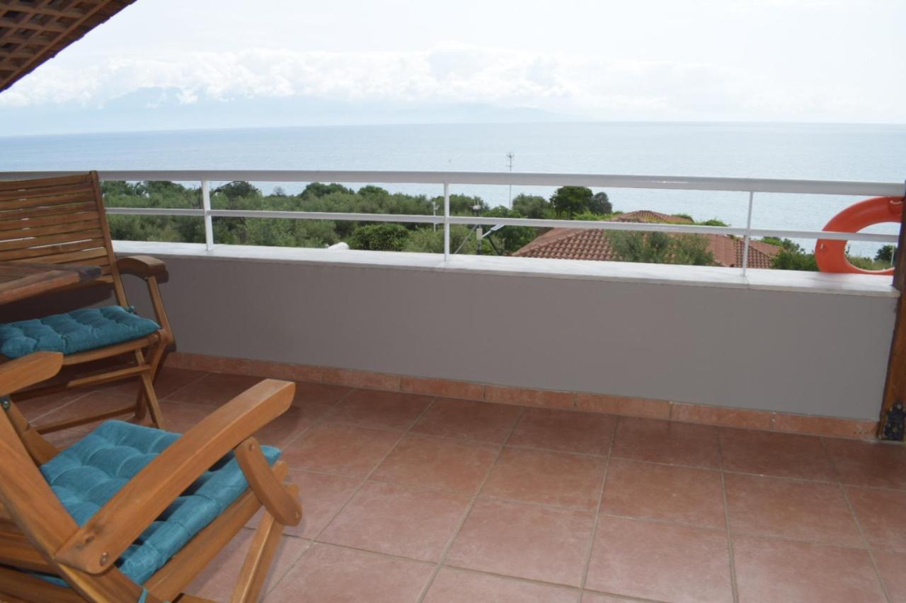 Alexandros Seaside Family & - Paradise, 7' From Petalidi Apartment Kalamaki (Messinia)