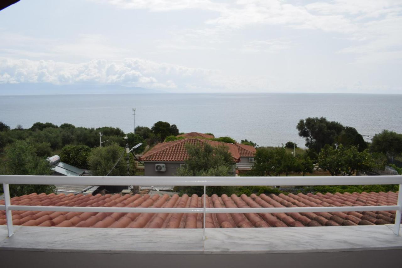 Alexandros Seaside Family & - Paradise, 7' From Petalidi Apartment *