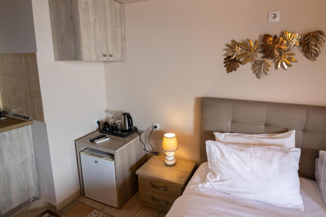 Votsalakia & Luxury Hotel