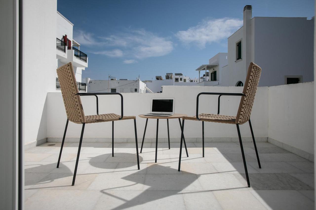 Naxos Poseidon * Naxos City