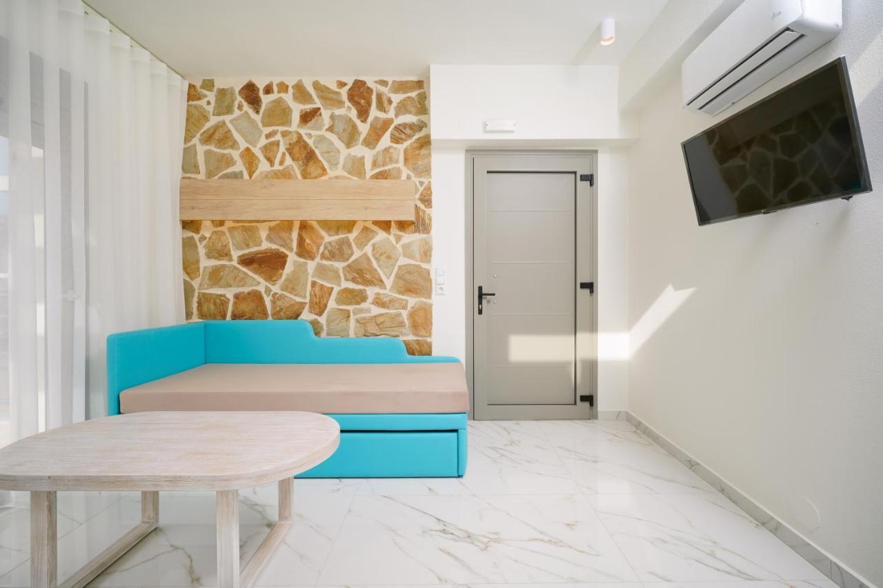 Athina Palace Luxurious Appartments *