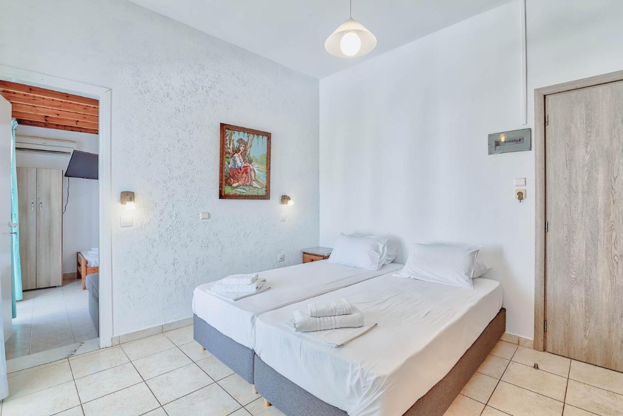 Hotel Pavlos Place 2*