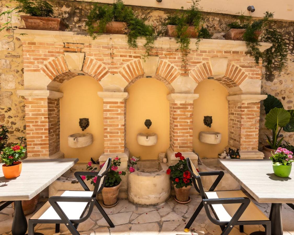 Casa Moazzo And Hotel Rethymno (Crete)