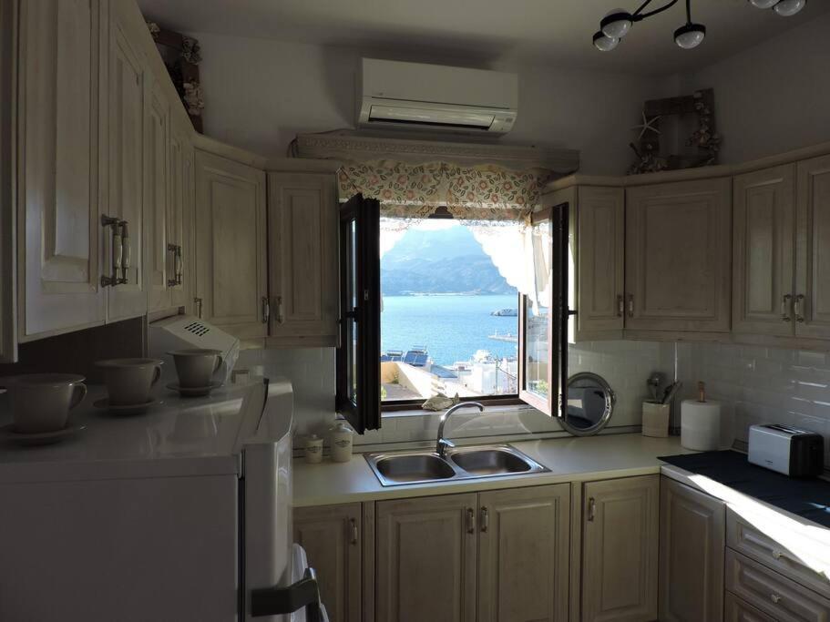 Annissa Karpathos Town (Pigadia)