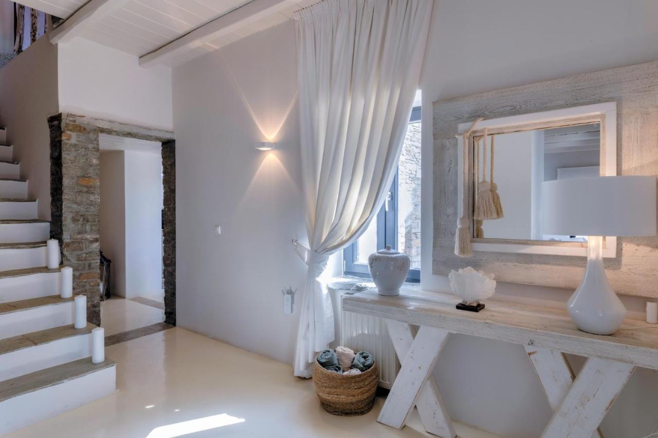 Waterfront With A Swimming Pool, Sea View And Direct Access To The Sea * Melissaki