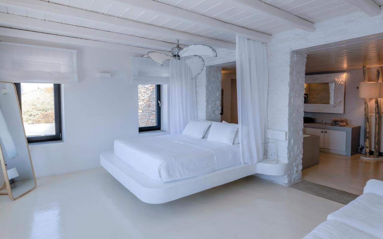 Waterfront With A Swimming Pool, Sea View And Direct Access To The Sea Villa Melissaki