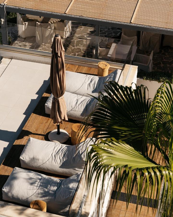Petradi Lounge Hotel