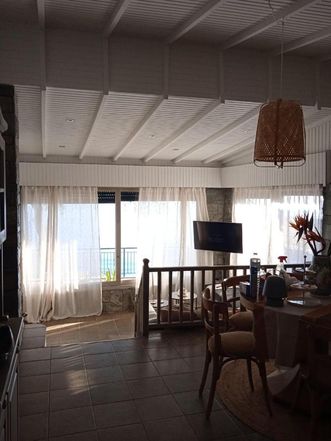 Holiday home Paul Seafront House